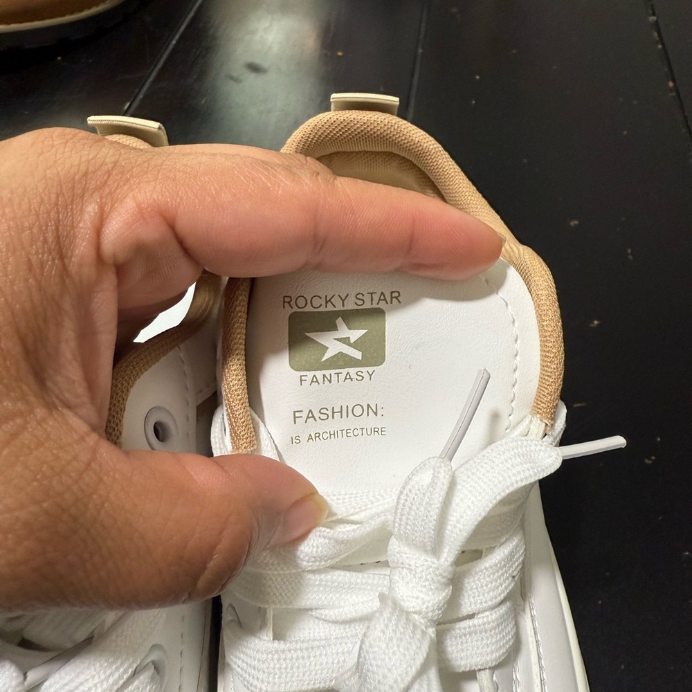 Rocky Star White and Tan Sneakers
